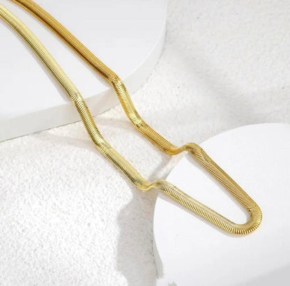 Viral Luxury Men's Golden Snake Chain